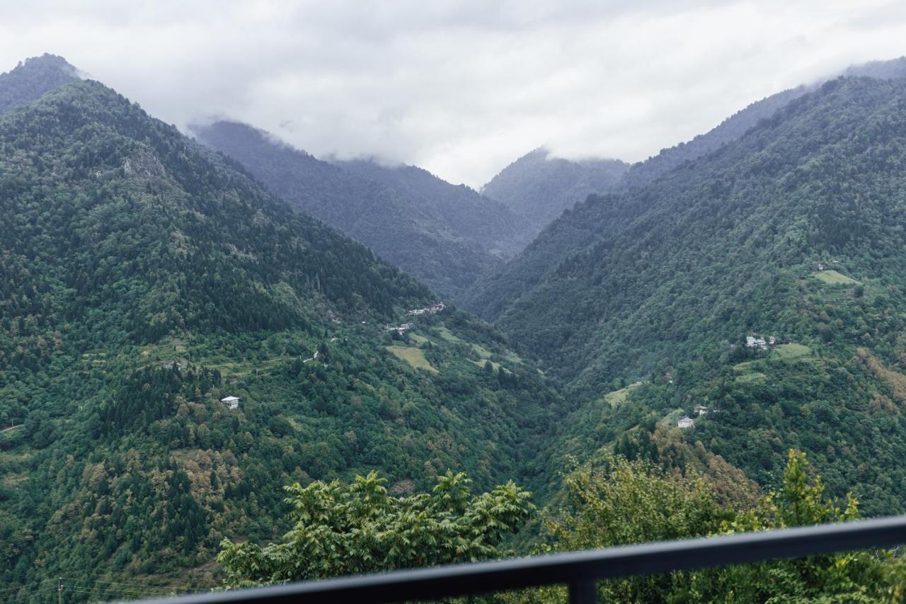 Unique Boutique Hotel Near Batumi Zeda Chkhutuneti Екстер'єр фото